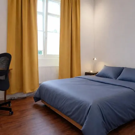 Lägenhet 3,5 Z-wohnung, 2 Schlafzimmer Fuer 4 Personen, 30 Min Zuerich -galileo Klettgau