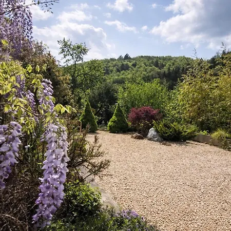 3,5 Z-wohnung, 2 Schlafzimmer Fuer 4 Personen, 30 Min Zuerich -galileo